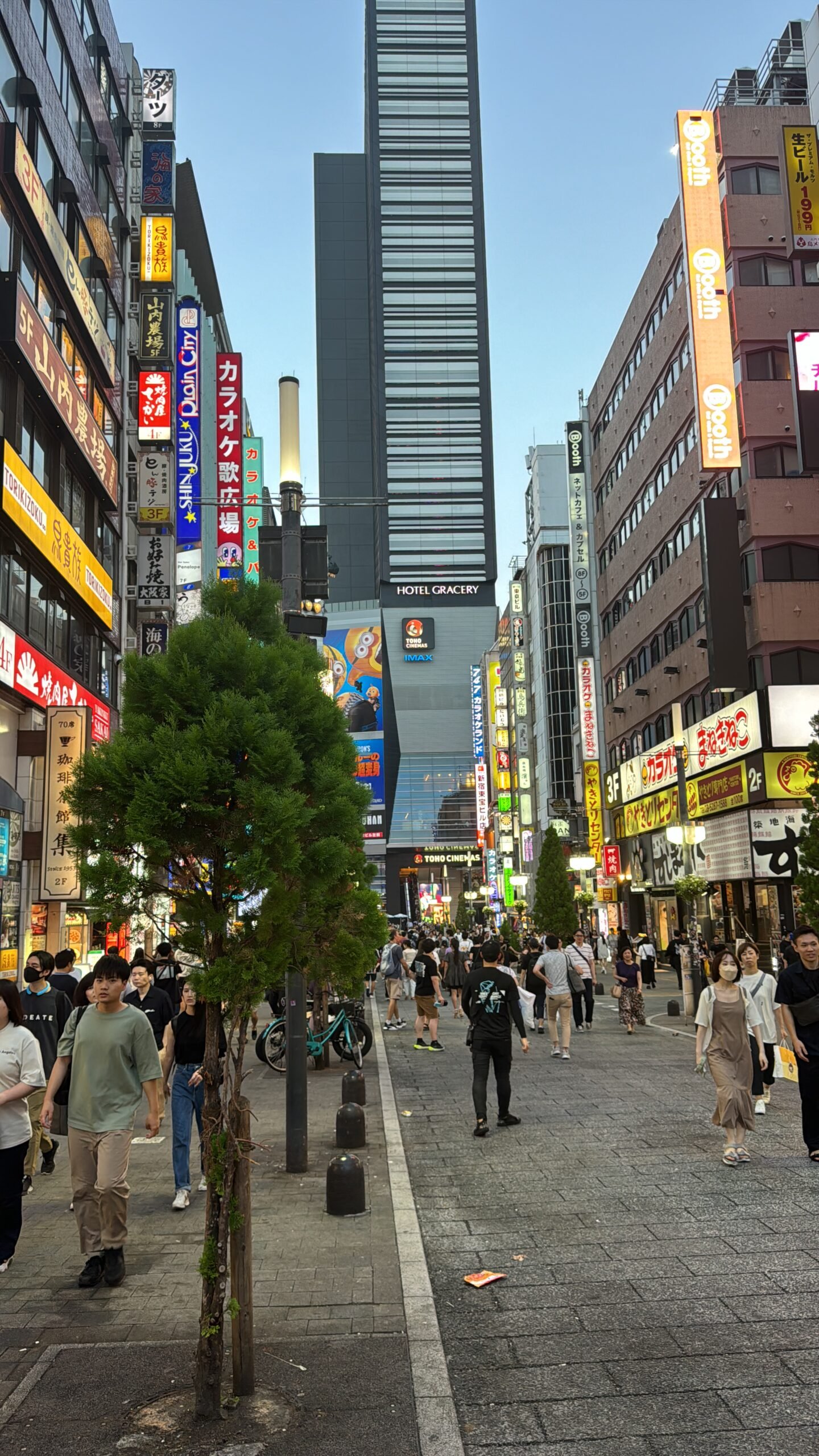 Photo 03-08-2024, 18 35 35